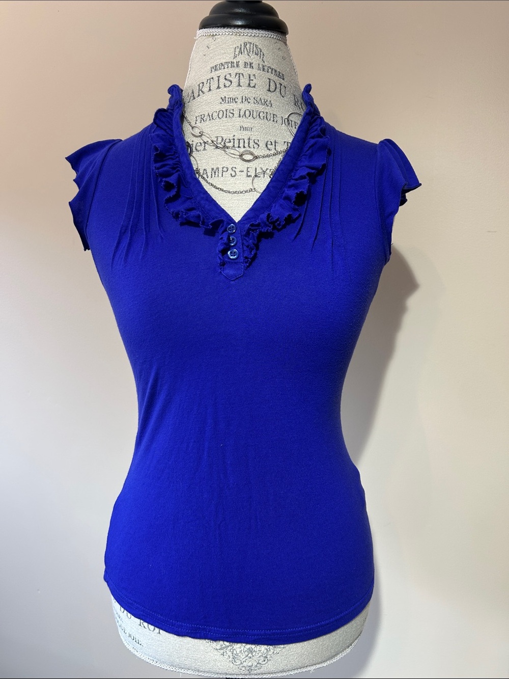 Dynamite Ruffled V-Neck Top, Royal Blue. Small